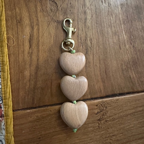 Clare V Heart Bag fob, natural - Picture 2 of 3